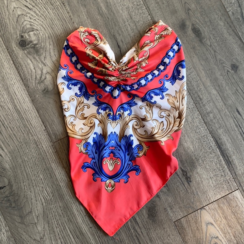 Handkerchief top